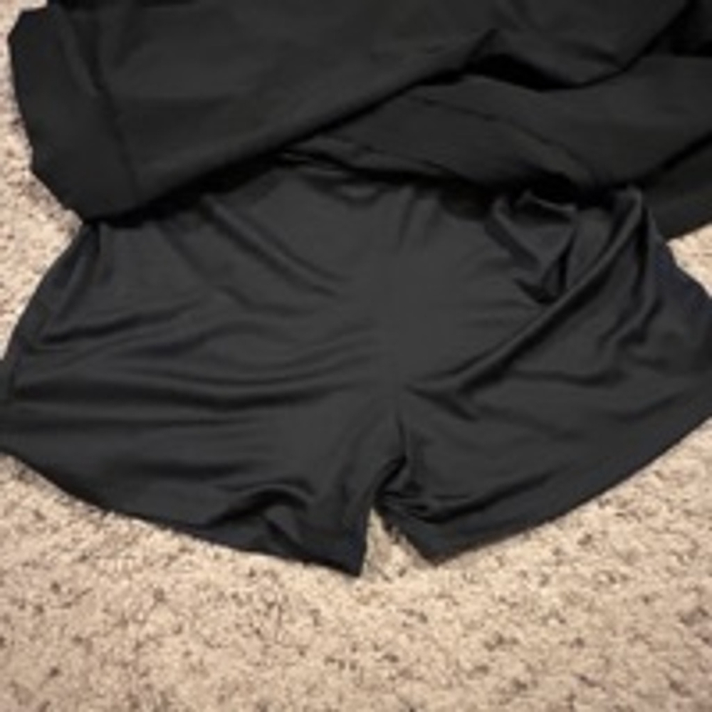 Women's IZOD Skort Size 14 Black - Picture 8 of 8